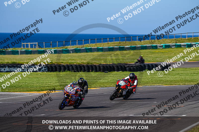 anglesey no limits trackday;anglesey photographs;anglesey trackday photographs;enduro digital images;event digital images;eventdigitalimages;no limits trackdays;peter wileman photography;racing digital images;trac mon;trackday digital images;trackday photos;ty croes